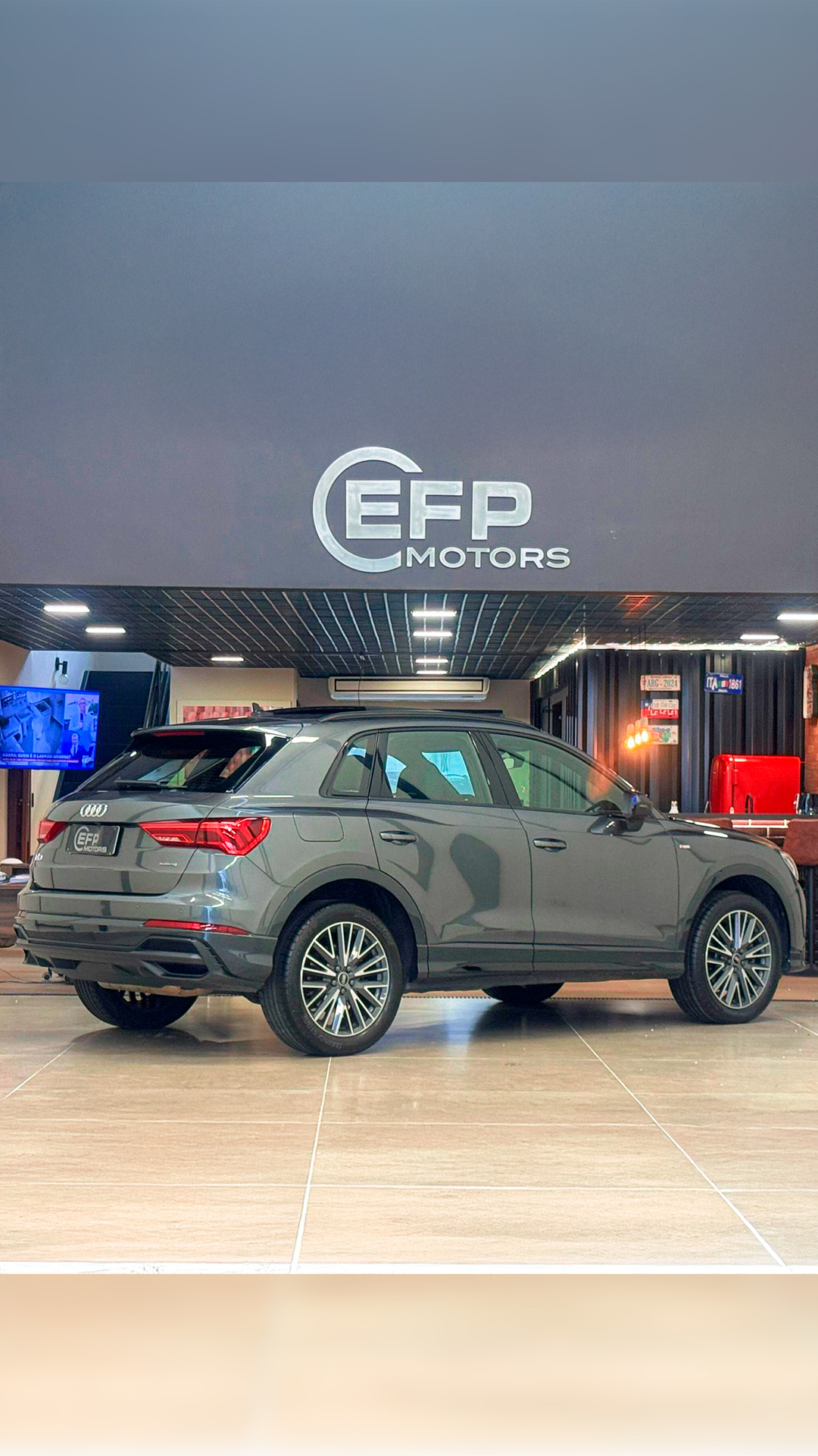 Audi Q3 vista traseira