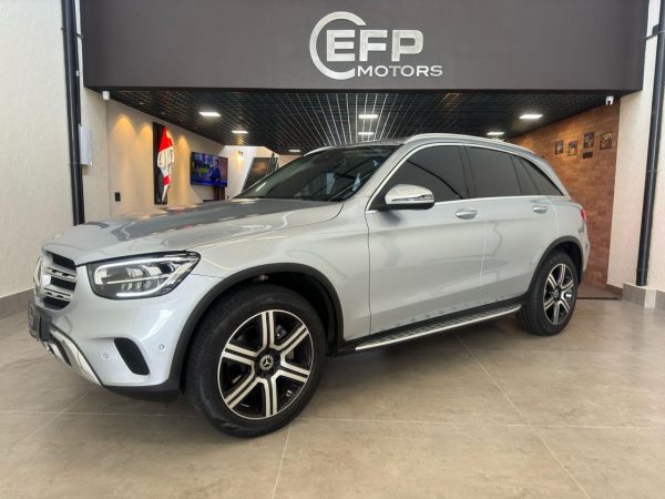 Mercedes-Benz GLC 220 D prata
